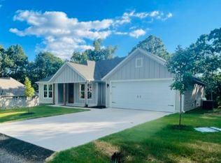 22 Kentallen Ln, Bella Vista, AR 72715