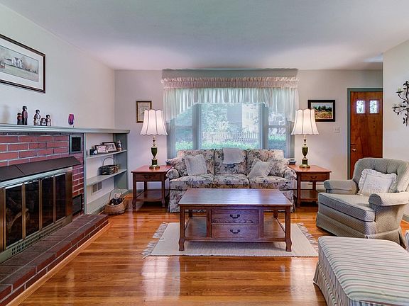 5th image of 6708 Garman Dr
