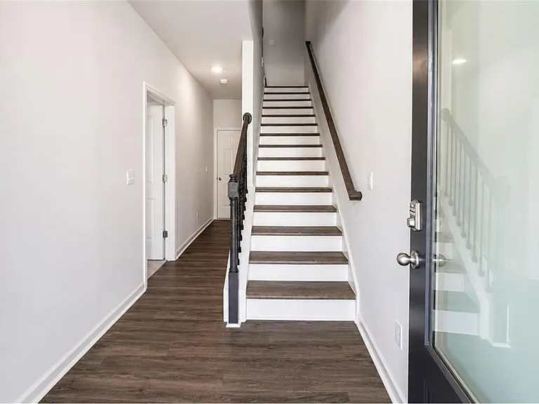 3618 Georgia Ave — Photo 6