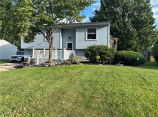 148 Summerberry Ln, Niles, OH 44446