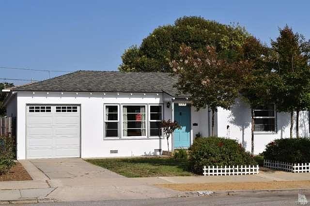 1st image of 584 S Evergreen Dr