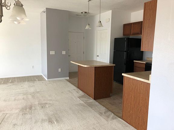 3rd image of 1301 N 6th St APT 3
