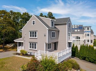 19 Knollwood Rd, Quincy, MA 02171