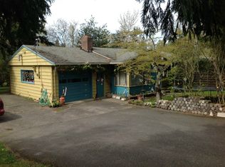 927 Yew St, Bellingham, WA 98229