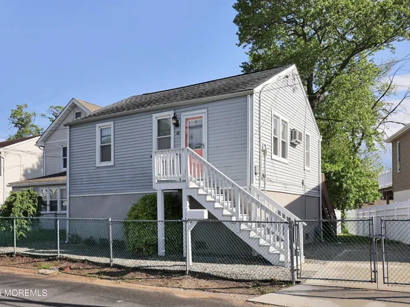 62 Seeley Avenue, Keansburg, NJ 07734