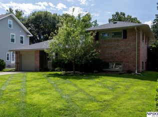 3849 Dudley St, Lincoln, NE 68503