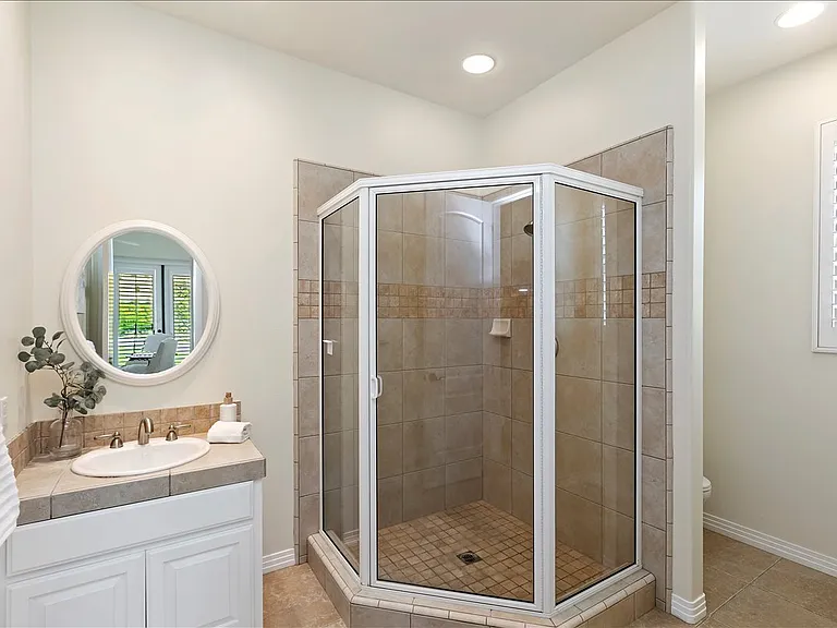 37605 Via De Los Arboles — Photo 32