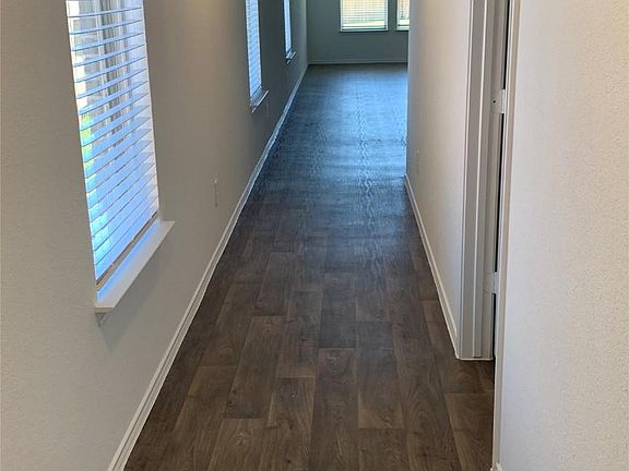 3rd image of 14825 Cypress Hollow Dr