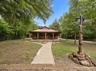 1587 Stainback Rd, Red Oak, TX 75154