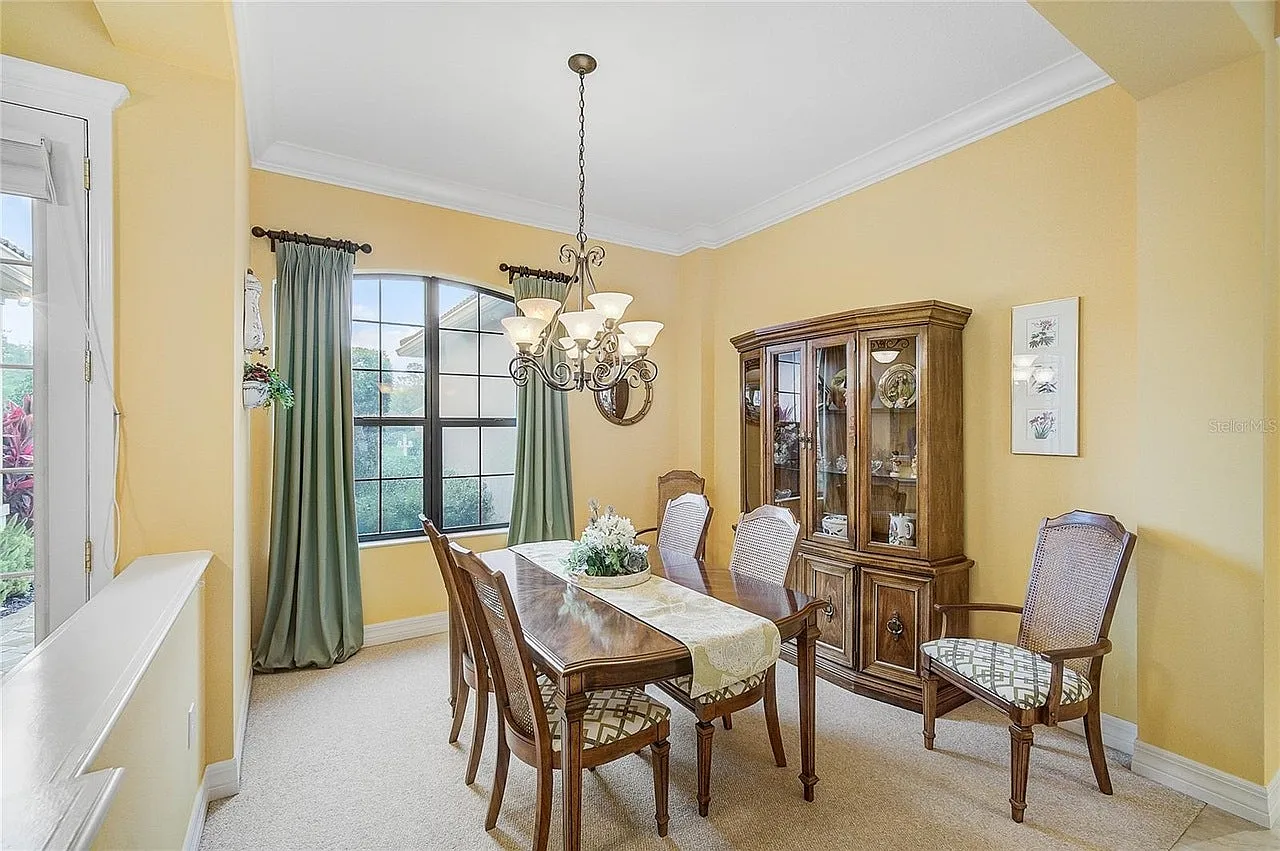6218 Cormorant Court, Unit (Volynsky) — Photo 2