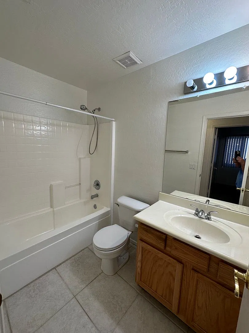 3 Bedroom In Gilbert With Private Pool — Photo 4