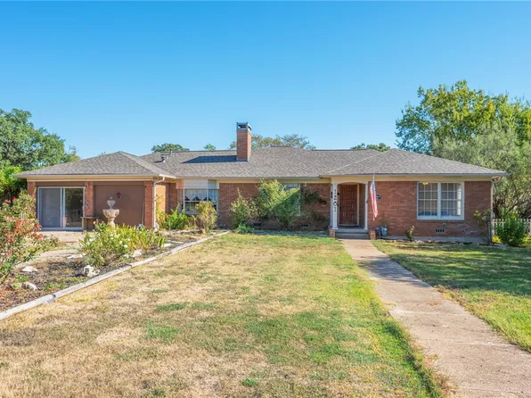 1201 Walton Dr, College Station, TX 77840