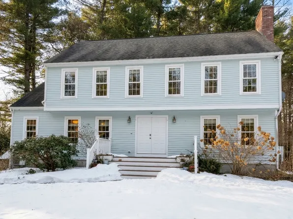 44 Gilmore Rd, Southborough, MA 01772