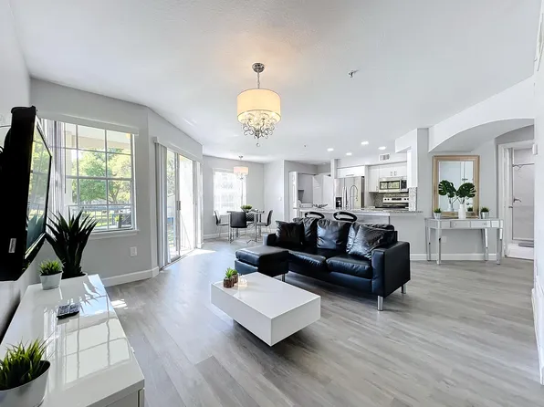 7380 Westpointe Blvd #125, Orlando, FL 32835