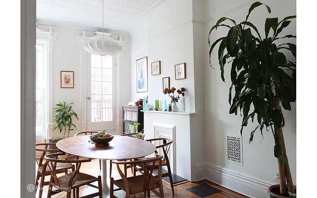 Rented by Douglas Elliman | media 6