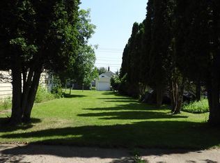 Between 1410 And 1416 99th Ave W, Duluth, MN 55808