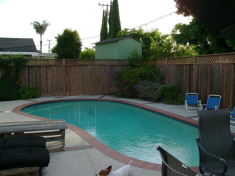 Great Sparkling Pool