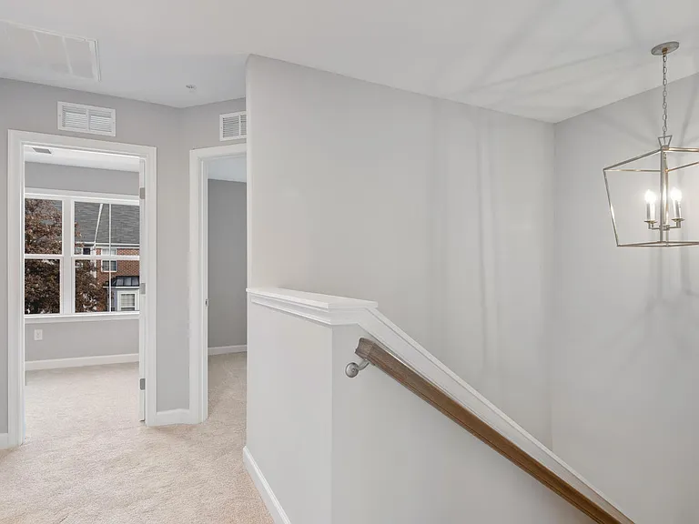 504 Wheatley Dr — Photo 9