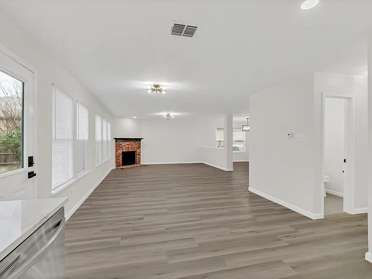 438 Stanley Falls Dr — Photo 26