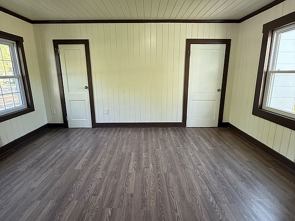 4th image of 617 8th Ave