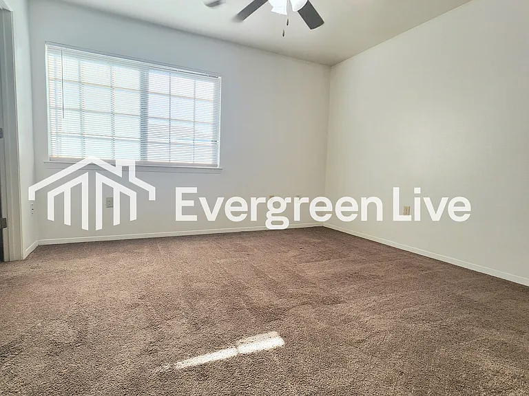 200 Raven Dr — Photo 19