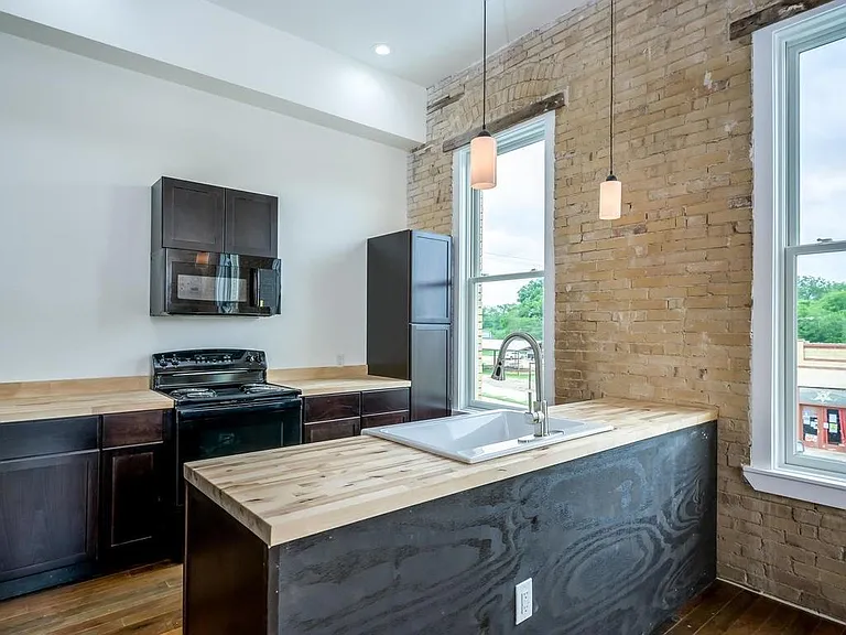 110 S Main St #206 — Photo 12
