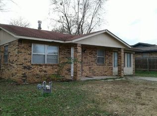 1007 9th St, Claremore, OK 74017