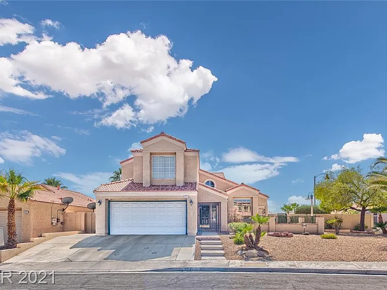 9741 Great Bend Dr — Photo 3