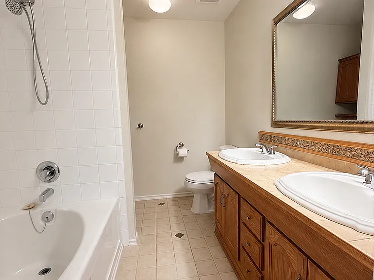 2909 Windhaven Dr — Photo 12