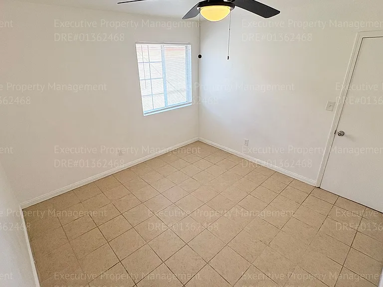 1303 Bernard St. — Photo 28