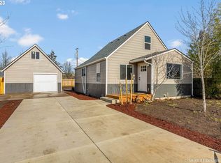 1446 E St, Springfield, OR 97477