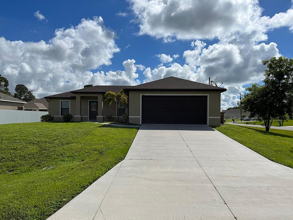 1st image of 301 NW 18th Ave