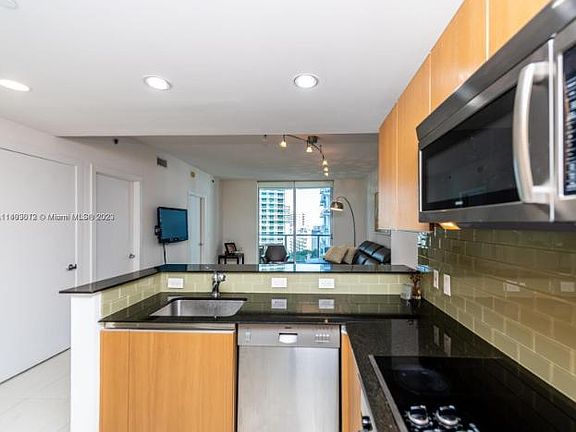 5th image of 1060 Brickell Ave APT 3215