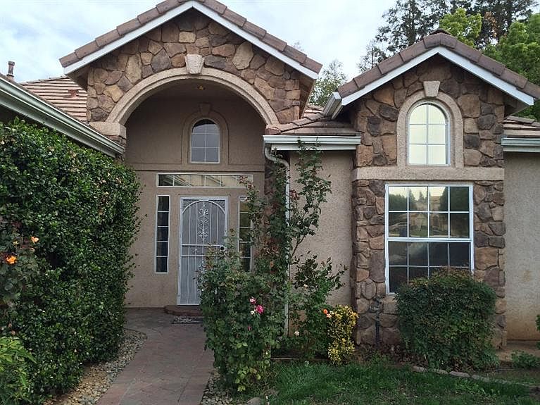 1st image of 7212 N Bonadelle Ave