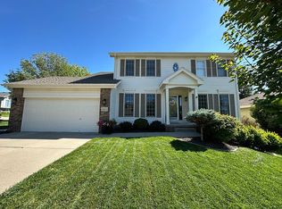 16855 Patterson Dr, Omaha, NE 68135