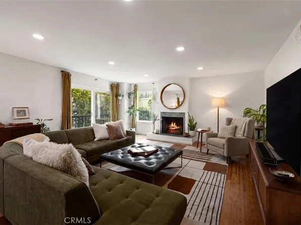 1768 Glendon Ave APT 4, Los Angeles, CA 90024