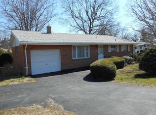 53 Airport Rd, Hazleton, PA 18202