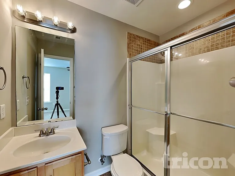 224 Barnevelder Dr — Photo 9