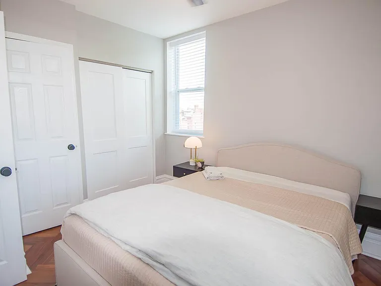 1901 Park Ave #3R — Photo 11