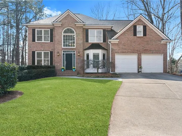 502 W Green Ct, Woodstock, GA 30189