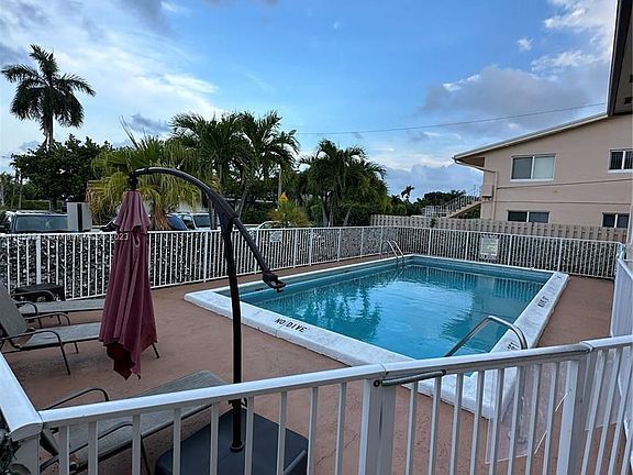 3rd image of 2917 Middle River Dr APT 7