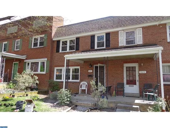 361 Linden Ln photo 1