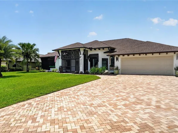 3301 Lakeside Cir, Parrish, FL 34219
