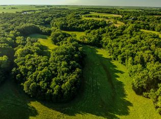 5775 Green Valley Rd, Clinton, IL 61727