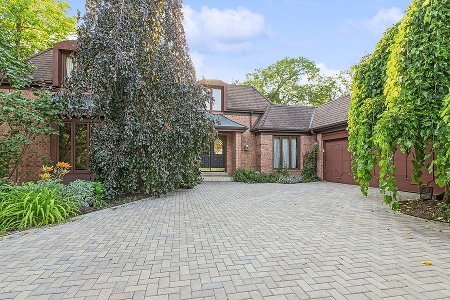 2530 Queens Way, Northbrook, IL 60062 MLS 11821766 Zillow