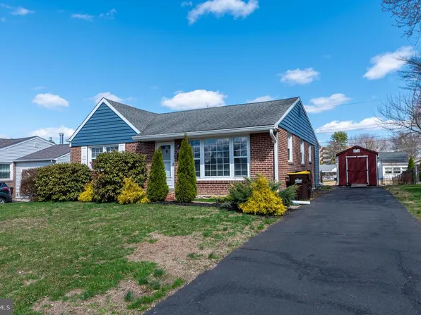 107 Valleyview Rd, Norristown, PA 19401