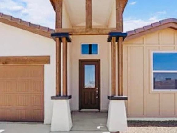 5th image of 709 Rosencrans St