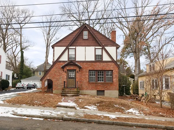 179 Woodcliff Rd, Newton, MA 02461
