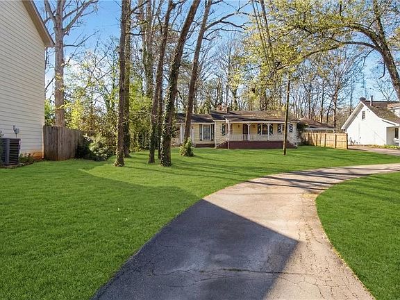 2nd image of 3031 Wilson Rd