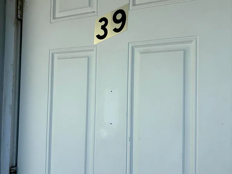 39 Waltham E #B — Photo 7